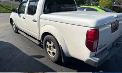 2006 Nissan Frontier SE With