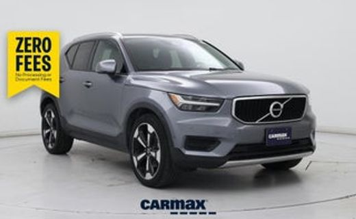 2019 Volvo XC40 Momentum