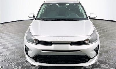 2023 Kia RIO