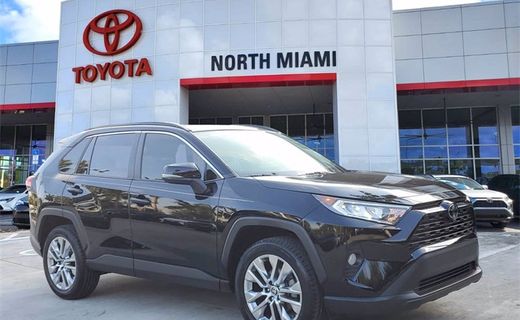 2020 Toyota RAV4 XLE Premium