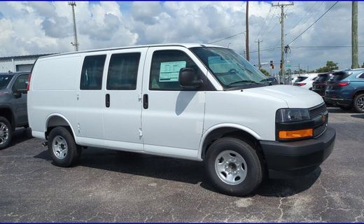 2026 Chevrolet Express 2500