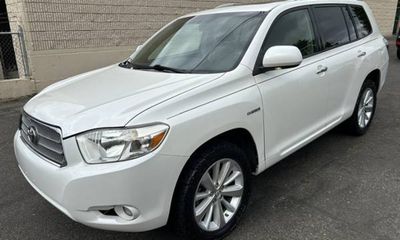 2010 Toyota Highlander Medium