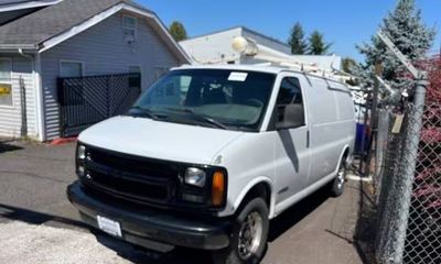 2002 Chevrolet Express 3500