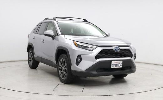 2024 Toyota RAV4 XLE Premium