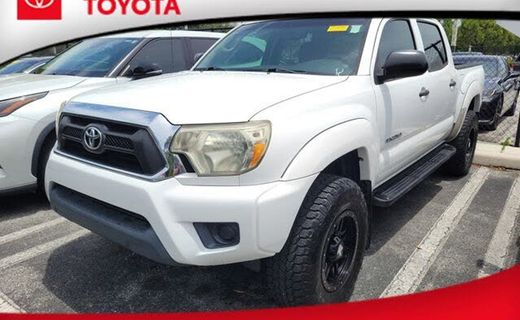2013 Toyota Tacoma Delux
