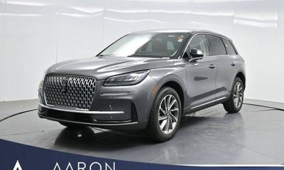 2023 Lincoln Corsair Standard