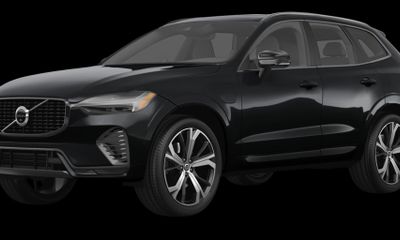 2026 Volvo XC60 Ultra Dark