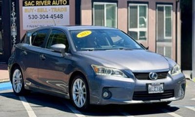 2013 Lexus CT 200H