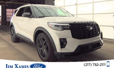 2025 Ford Explorer ST