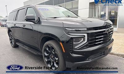2025 Chevrolet Suburban RST
