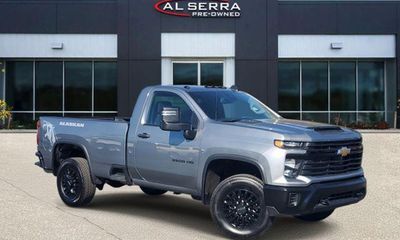 2025 Chevrolet Silverado HD Work Truck
