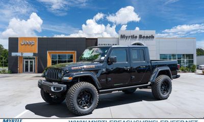 2026 Jeep Gladiator Sport