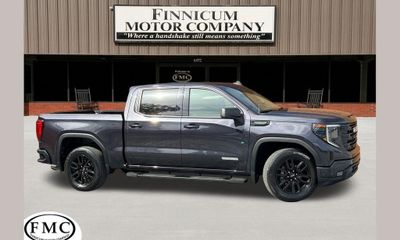 2023 GMC Sierra Elevation
