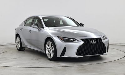 2022 Lexus IS 300 Base