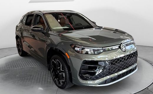 2026 Volkswagen Tiguan 4MOTION SEL