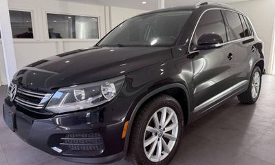 2017 Volkswagen Tiguan Wolfsburg 4Motion