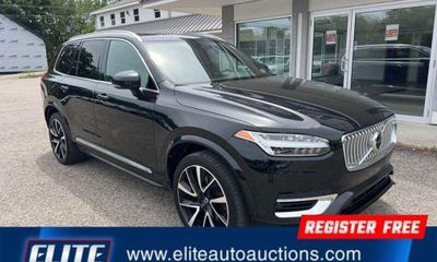 2021 Volvo XC90 Momentum