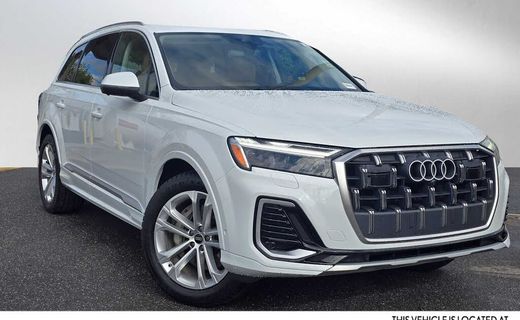 2025 Audi Q7 Quattro Premium Plus