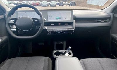 2023 Hyundai Ioniq 5 SE