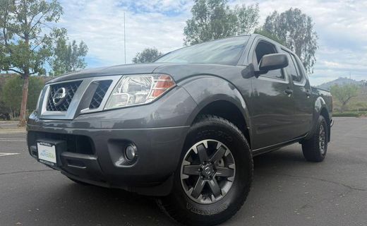 2017 Nissan Frontier SV