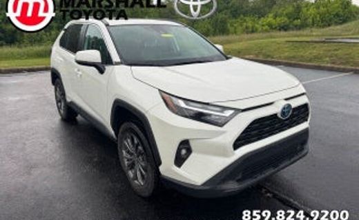 2022 Toyota RAV4 XLE