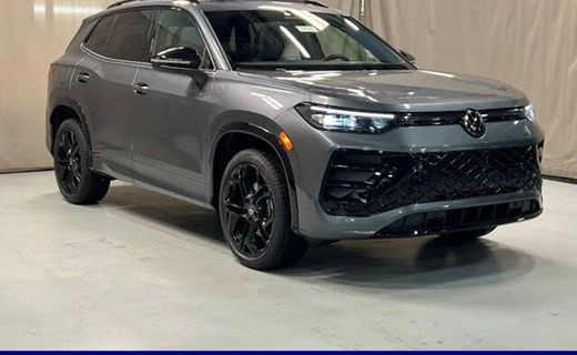 2026 Volkswagen Tiguan 4MOTION SE Black