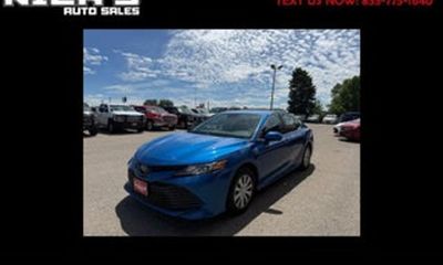 2020 Toyota Camry LE Hybrid