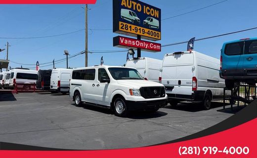 2019 Nissan NV SV V6