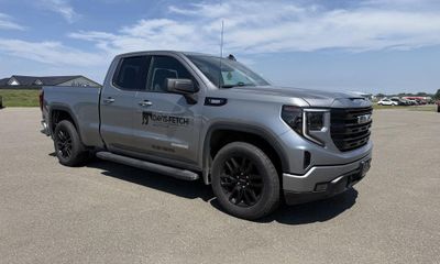 2023 GMC Sierra Elevation
