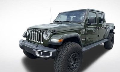 2022 Jeep Gladiator Overland