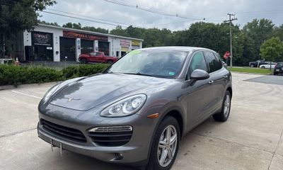 2013 Porsche Cayenne S
