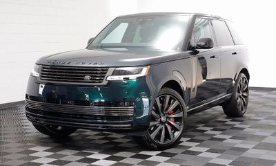 2025 Land Rover Range SV