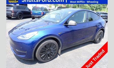 2022 Tesla Model Y Long Range