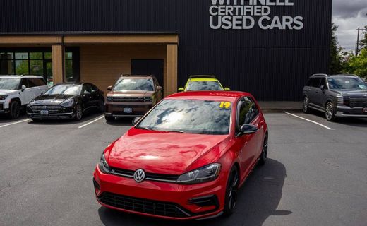 2019 Volkswagen Golf R Base