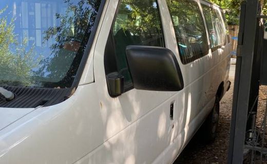 2000 Ford E-350 XLT