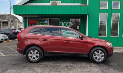 2011 Volvo XC60 32