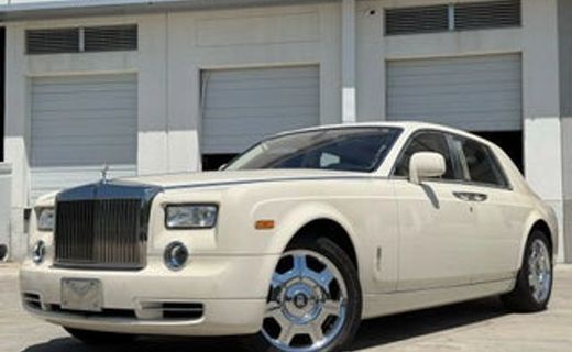 2011 Rolls-Royce Phantom Base
