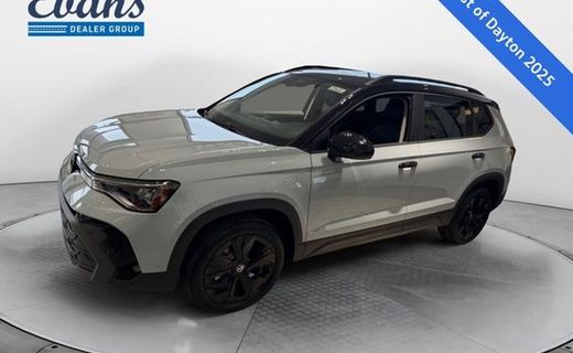 2026 Volkswagen Taos SE Black
