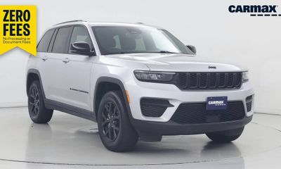 2024 Jeep Grand Cherokee Laredo