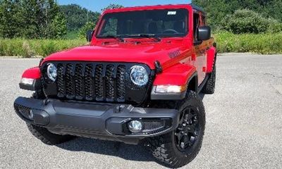 2022 Jeep Gladiator Sport