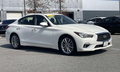 2023 Infiniti Q50 Luxe