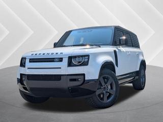 2026 Land Rover Defender 110 SE