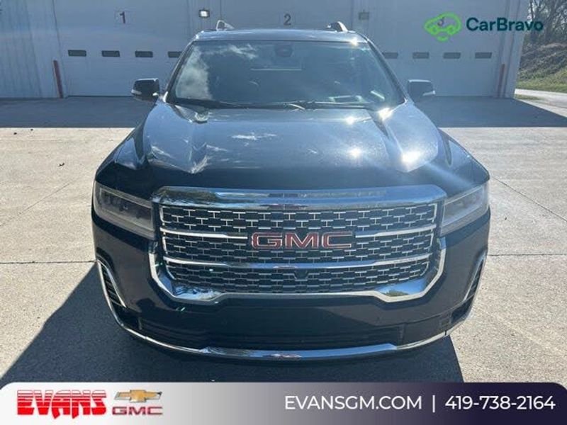 2022 Gmc Acadia — a typically priced live listing