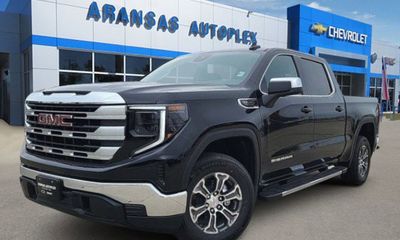 2026 GMC Sierra SLE