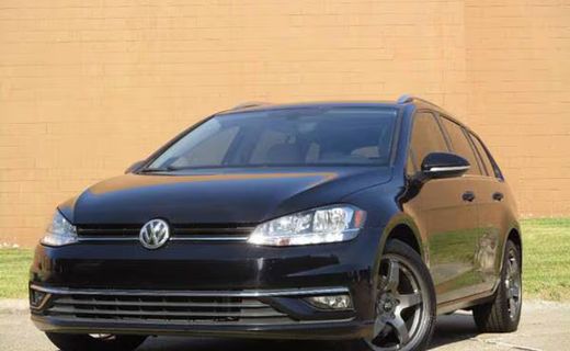 2018 Volkswagen Golf Sportwagen SEL