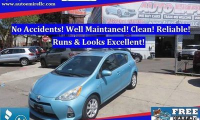 2014 Toyota Prius C Four
