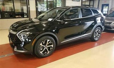 2025 Kia Sportage EX