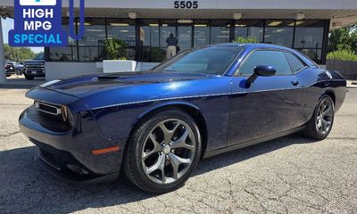 2015 Dodge Challenger SXT