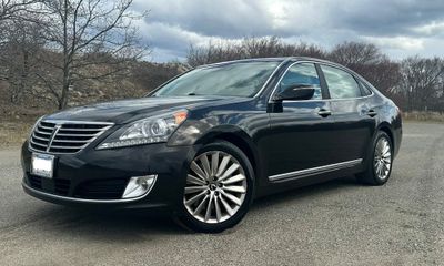 2014 Hyundai Equus GLS Middle Level