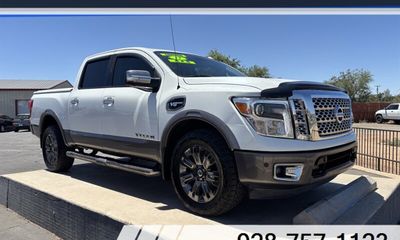 2017 Nissan Titan SV